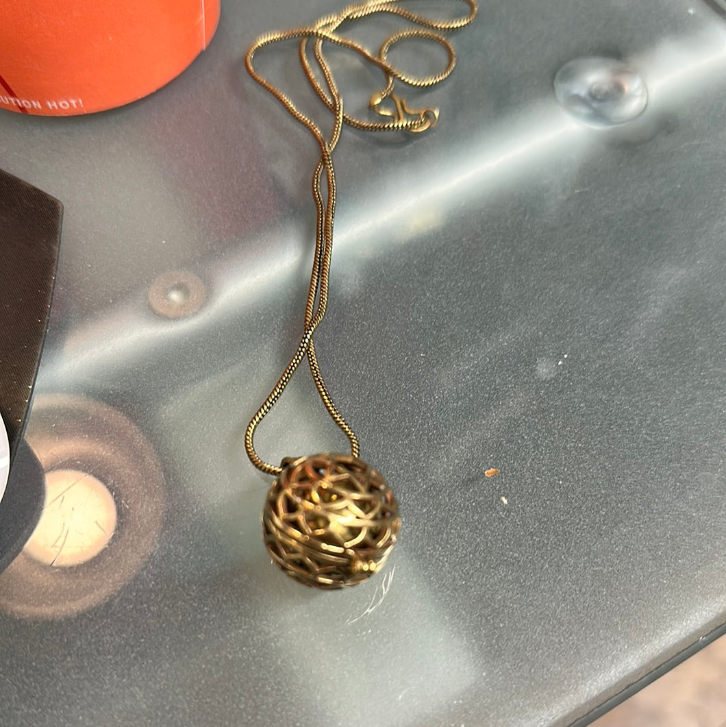 KASHI Ball Pendant