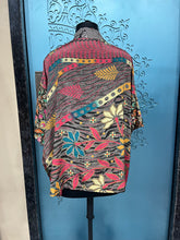 Load image into Gallery viewer, KI-58 Short Kimono
