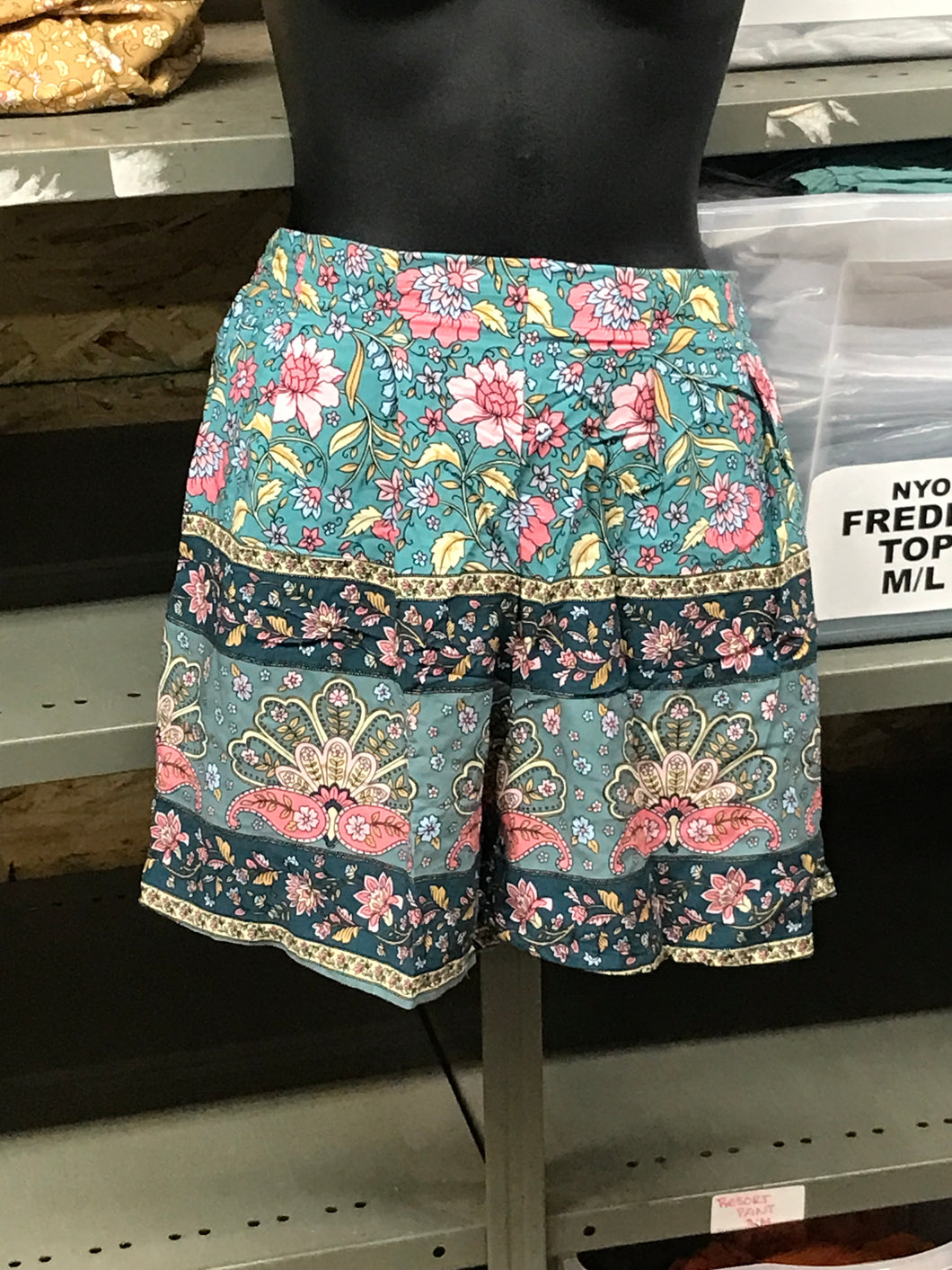 HC Megan Shorts